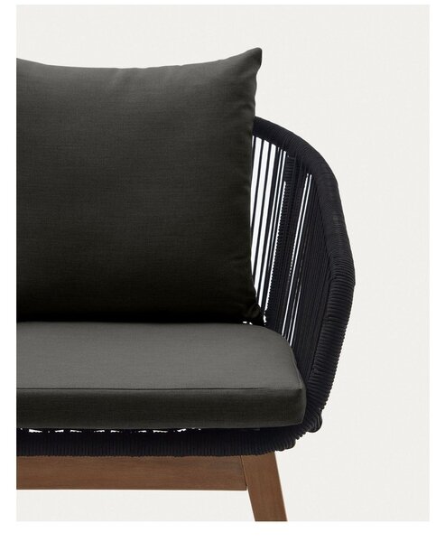 Czarny drewniany fotel ogrodowy Portalo – Kave Home