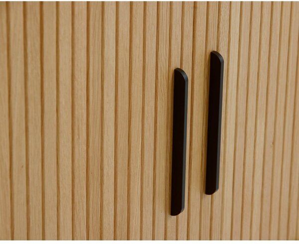 Komoda w dekorze dębu z drzwiami przesuwnymi w naturalnym kolorze 120x76x45 cm Nola – Unique Furniture