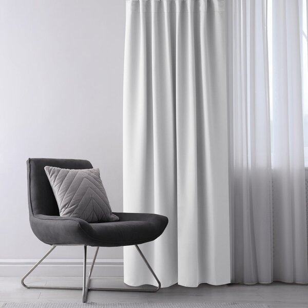 Biała zasłona częściowo zaciemniająca (dimout) 140x245 cm Kierra – Restilo