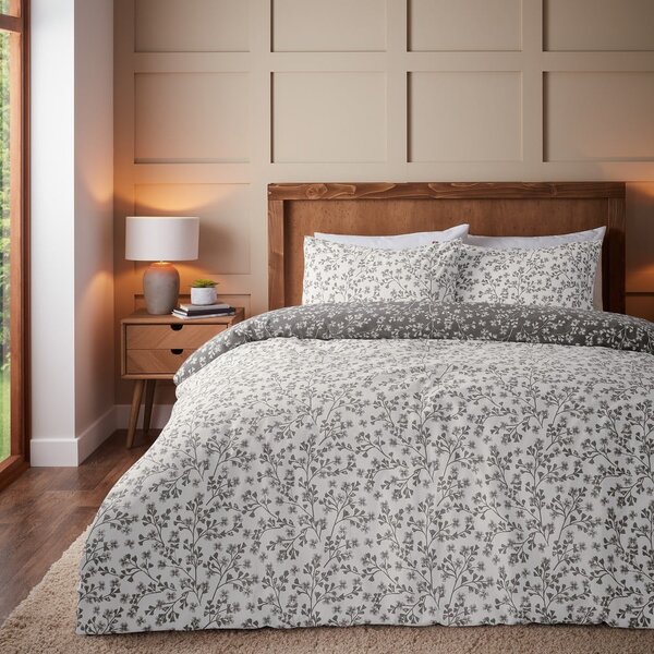 Szara flanelowa pościel dwuosobowa 230x220 cm Grace Floral Leaf – Catherine Lansfield