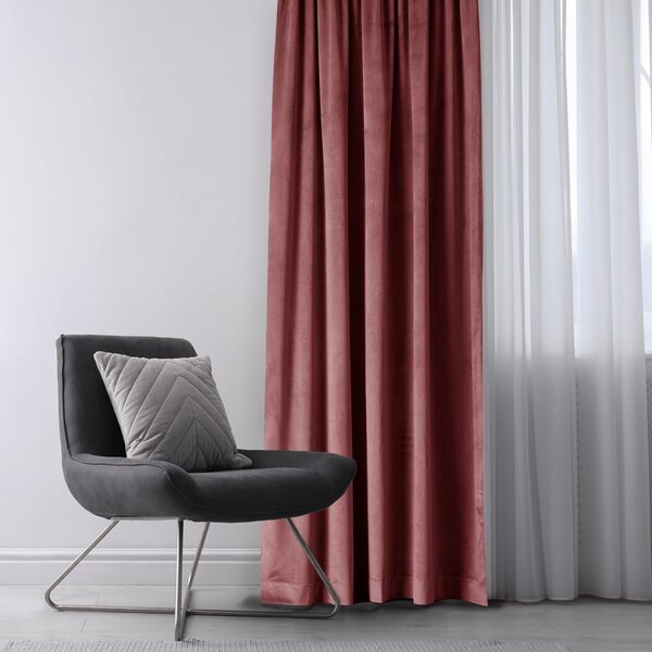 Różowa aksamitna zasłona częściowo zaciemniająca (dimout) 140x245 cm Eyelets – Restilo