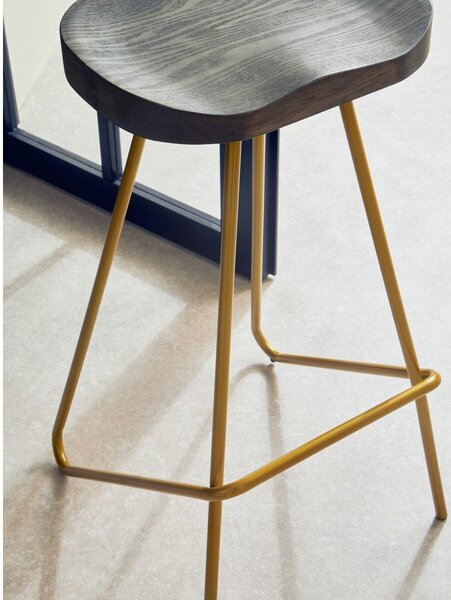 Hoker z litego drewna wiązu w kolorze złota/w naturalnym kolorze (wysokość siedziska 78 cm) District – Premier Housewares