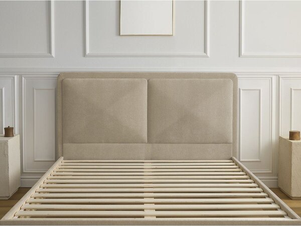 Beżowe tapicerowane tapicerowane łóżko dwuosobowe ze stelażem 180x200 cm Mara – Bobochic Paris