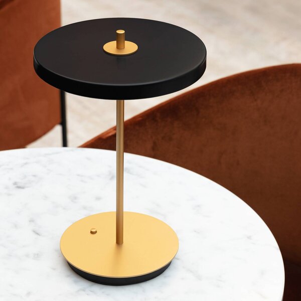 UMAGE Lampa stołowa LED Asteria Move, możliwość ściemniania, mosiężny / złoty, salon / jadalnia, metal, design