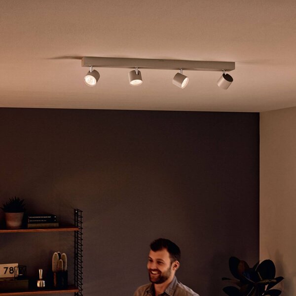 Philips Star – czteropkt. spot sufitowy LED, warmglow STAR, możliwość ściemniania, biały / opal, salon / jadalnia, metal, nowoczesny