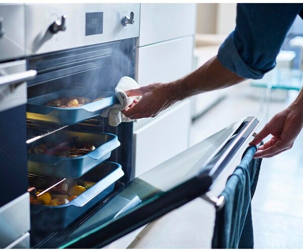 Blaszka 30x30 cm Nest™ Oven – Joseph Joseph