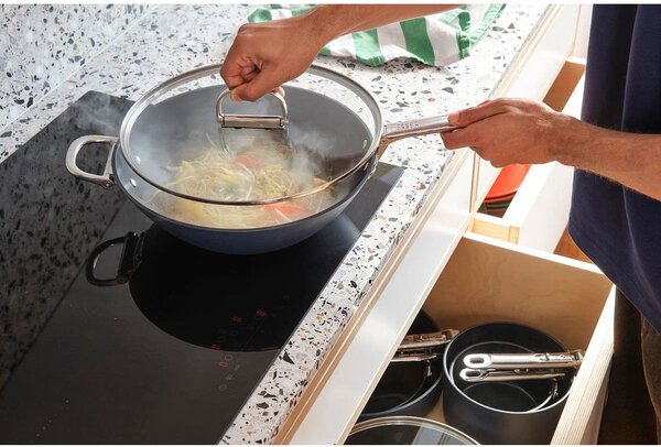 Patelnia wok ø 33 cm Space Non-Stick – Joseph Joseph
