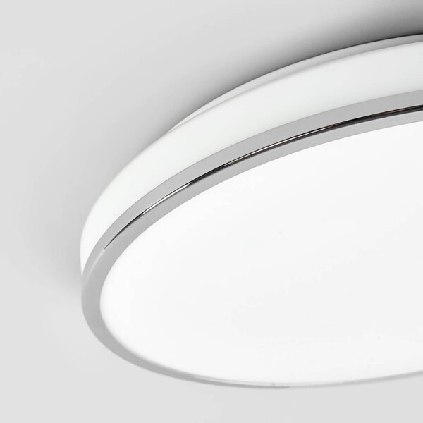 Lampa sufitowa Lyss Lindby, biały / opal, łazienka, szkło, nowoczesny