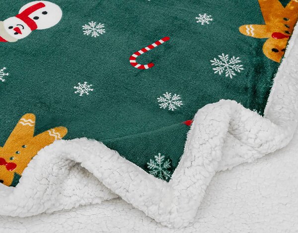Świąteczny ciemnozielony koc z mikropluszu z barankiem SNOWMAN AND GINGERBREAD Rozmiar: 200 x 220 cm