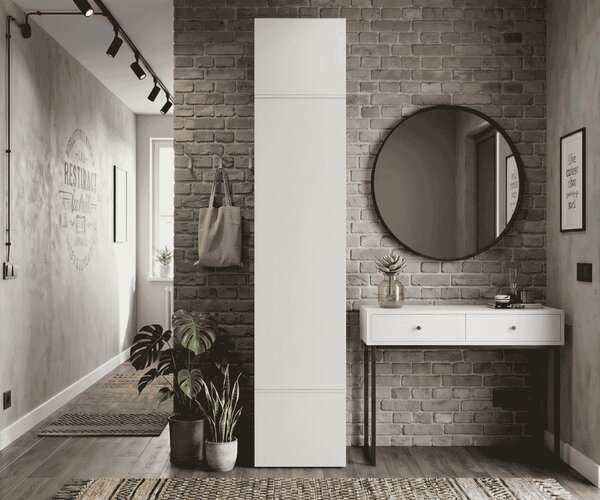 Wysoka biała szafa do przedpokoju 238cm | Umeblowana.com