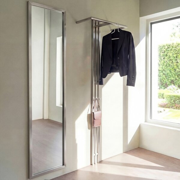 Stalowy wieszak ścienny w kolorze srebra 65 cm Senza – Spinder Design