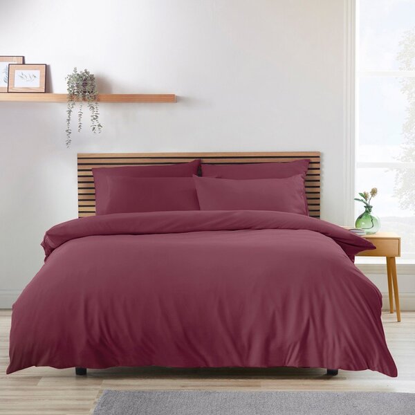 Bordowa pościel dwuosobowa 200x200 cm So Soft Non Iron – Catherine Lansfield