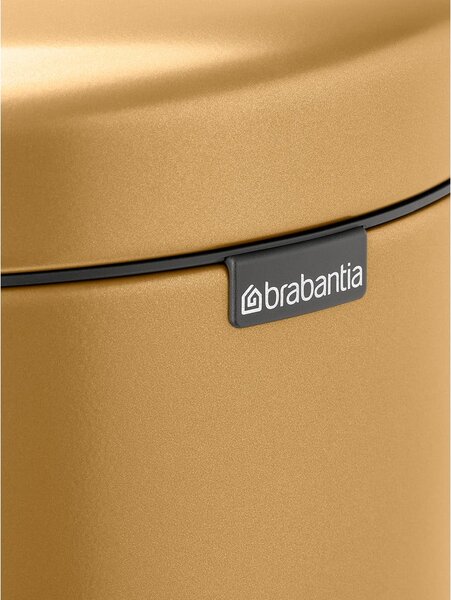 Stalowy kosz na śmieci z pedałem w kolorze złota 30 l NewIcon – Brabantia