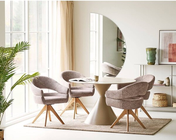 Brązowy tapicerowany fotel jadalniany z podłokietnikami Dover – House Nordic