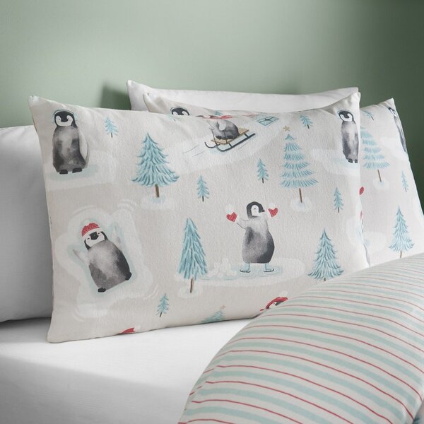 Flanelowa pościel jednoosobowa w naturalnym kolorze 135x200 cm Brushed Christmas Penguins – Catherine Lansfield