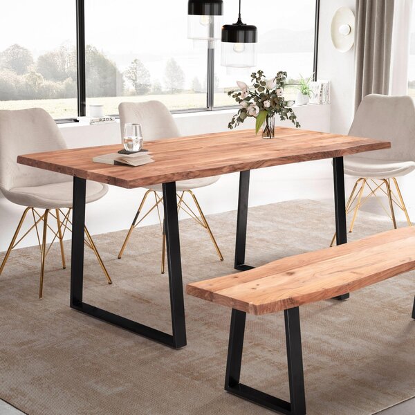 WOHNLING Stół do jadalni 200x100x76 cm z litego drewna akacjowego / metalowy stół do jadalni z naturalnym brzegiem blatu, stół kuchenny z litego drewna z trapezowymi nogami w kolorze czarnym, stół drewniany