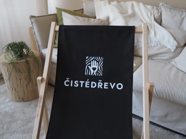 ATMOWOOD Drewniany leżak ogrodowy z podłokietnikami - czarny