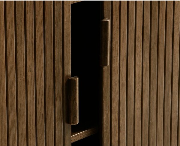 Brązowa szafka w dekorze dębu z drzwiami przesuwnymi 113x90 cm Cavo – Unique Furniture