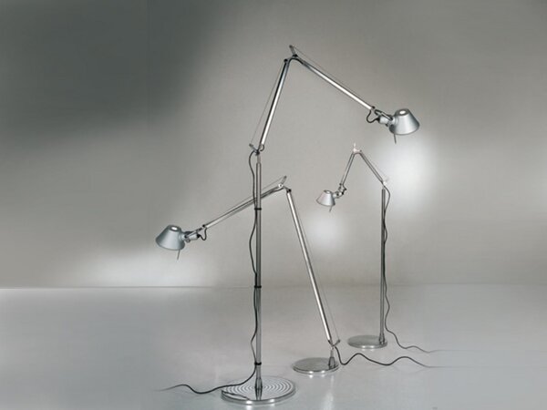 Lampa Podłogowa Artemide, czarny, salon, aluminium, design