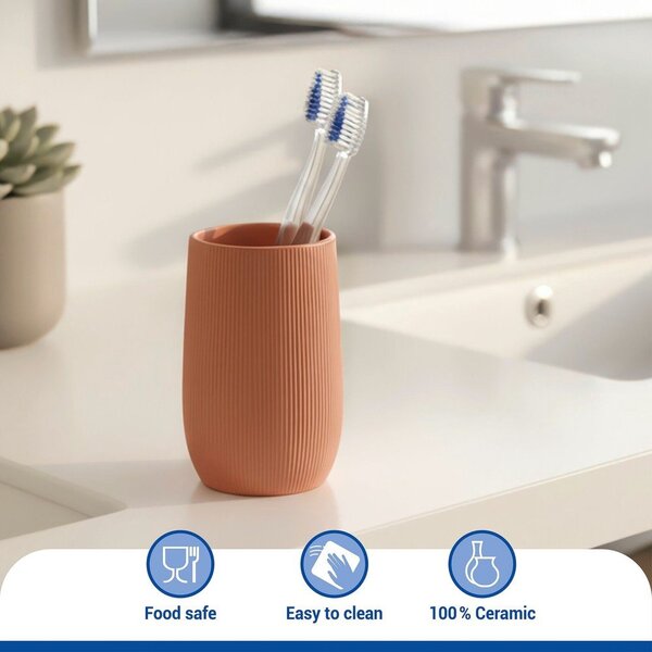 Brązowy kubek na szczoteczki do zębów ceramiczny Fablo – Wenko