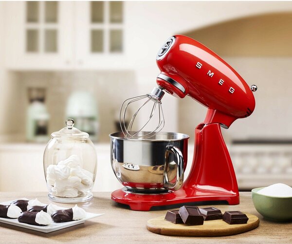Czerwony robot kuchenny 50's Retro Style – SMEG