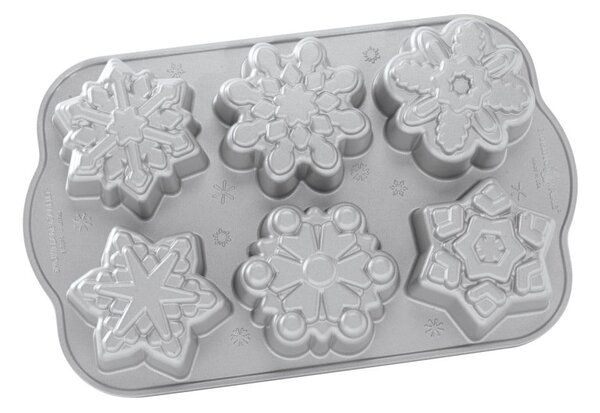 Forma na 6 babeczek w kolorze srebra Nordic Ware Snowflakes, 700 ml