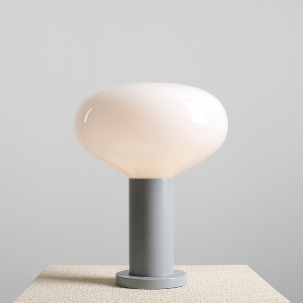 Lampa stołowa Flo w modnym szarym kolorze