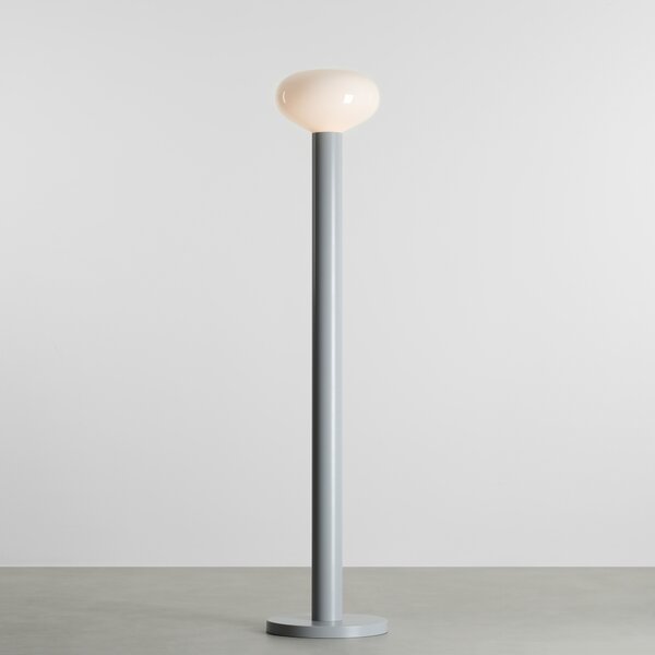Lampa podłogowa Flo z kloszem o nietypowym kształcie