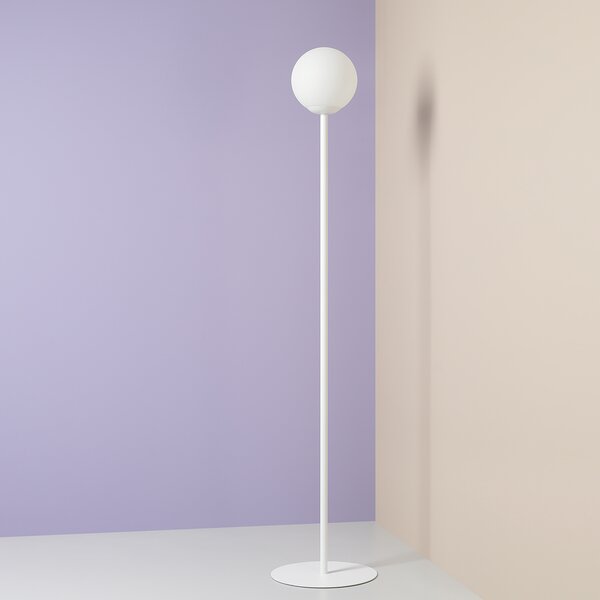 Minimalistyczna lampa podłogowa w białym kolorze Pinne