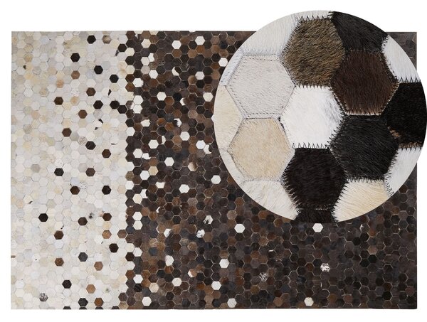 Dywan brązowo-beżowy skórzany patchwork łaty geometryczny 140 x 200 cm Eyim Beliani