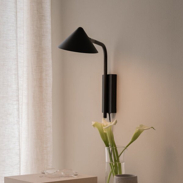 Lampa Ścienna Watt & Veke, Kuro, ściemnialny, czarny, salon, metal, design