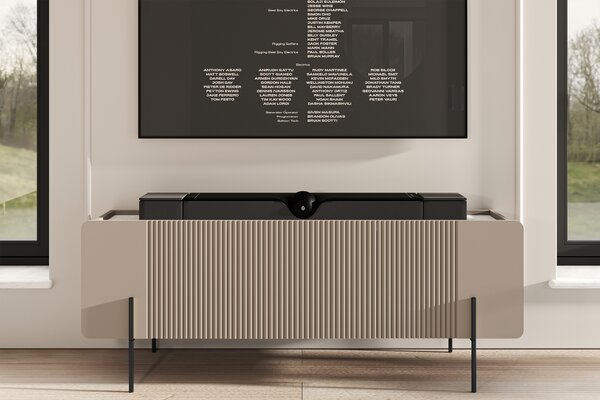Szafka RTV Malmi 150 cm - kaszmir / crema bianca / czarne nóżki