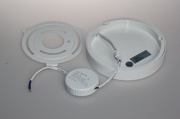 PP P 802/18W WH PLAFON BIAŁY NOWOCZESNA LAMPA SUFITOWA NATYNKOWA śr.19cm LED 18W 3000K 1380lm=100W WYS.2,3CM