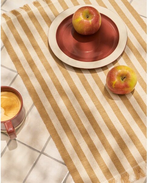 Bordowy ceramiczny talerz ø 25 cm Doren – Kave Home