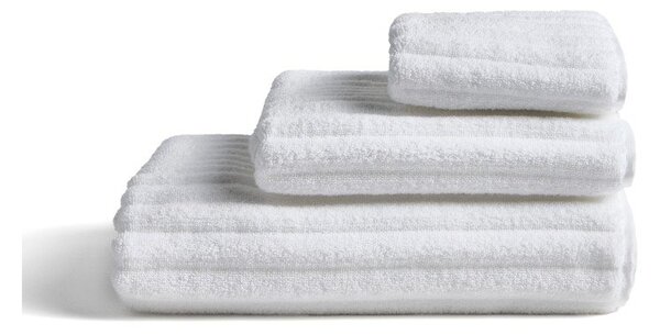 Biały bawełniany ręcznik frotte 50x90 cm Navira – Kave Home