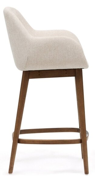 Beżowy tapicerowany hoker z podłokietnikami (wysokość siedziska 66 cm) Konna – Kave Home