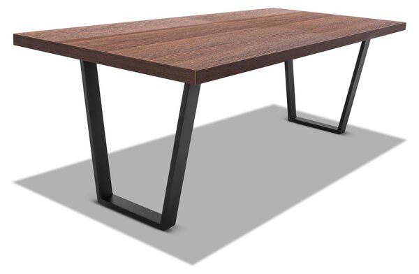 Stół jadalny z drewna i metalu o wymiarach 220x100 cm z nogami w kształcie trapezu i blatem w kolorze drewna tekowego