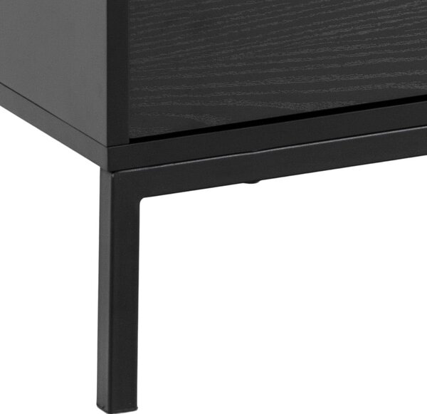 Czarna szafka pod TV w dekorze jesionu 140x45 cm Seaford – Actona
