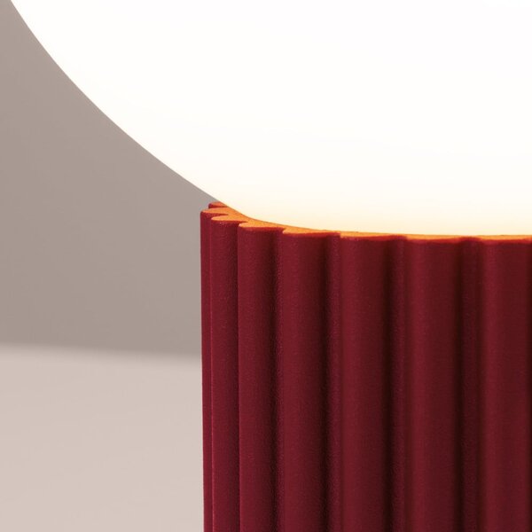 Bordowa lampa stołowa ze szklanym kloszem (wysokość 19 cm) Orbital – Sollux