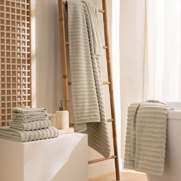 Beżowy bawełniany ręcznik frotte 50x90 cm Maya – douceur d'intérieur