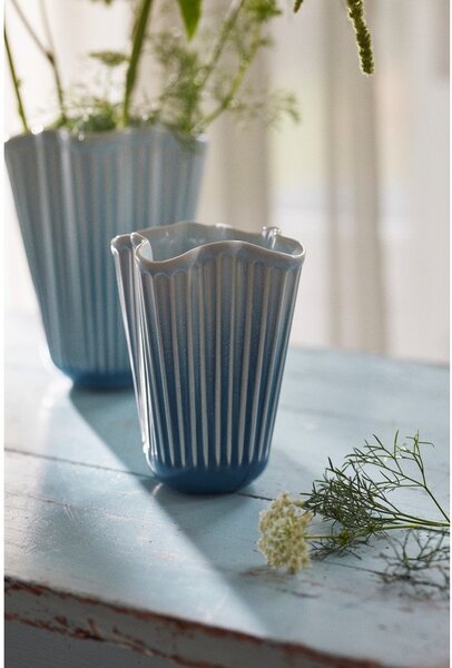 Jasnoniebieski ceramiczny wazon (wysokość 20,5 cm) Hammershøi – Kähler Design