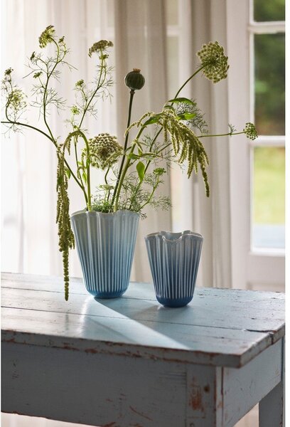 Jasnoniebieski ceramiczny wazon (wysokość 20,5 cm) Hammershøi – Kähler Design