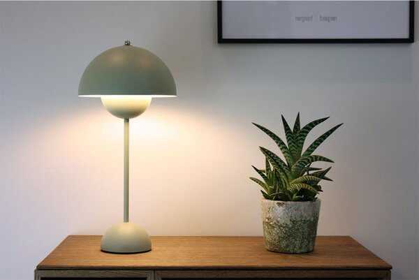 Flowerpot VP3 Lampa Stołowa Soft Green - &Tradition