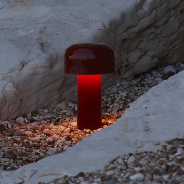FLOS Lampa stołowa LED z akumulatorem Bellhop, czerwona, 21 cm, ściemniana, IP54 możliwość ściemniania, czerwony, salon / jadalnia, tworzywo sztuczne, design