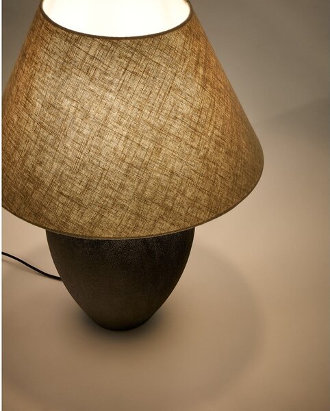 Czarno-beżowa lampa stołowa z tekstylnym kloszem (wysokość 60 cm) Mercadal – Kave Home