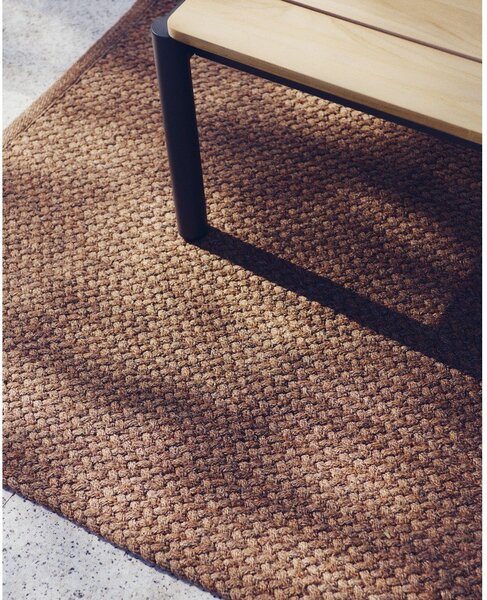 Dywan odpowiedni na zewnątrz z włókien z recyklingu w kolorze terakoty 160x230 cm Despas – Kave Home
