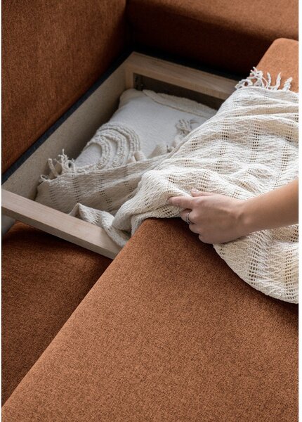 Ceglasta rozkładana sofa w kształcie litery "U" Miuform Scandic Lagom, prawostronna