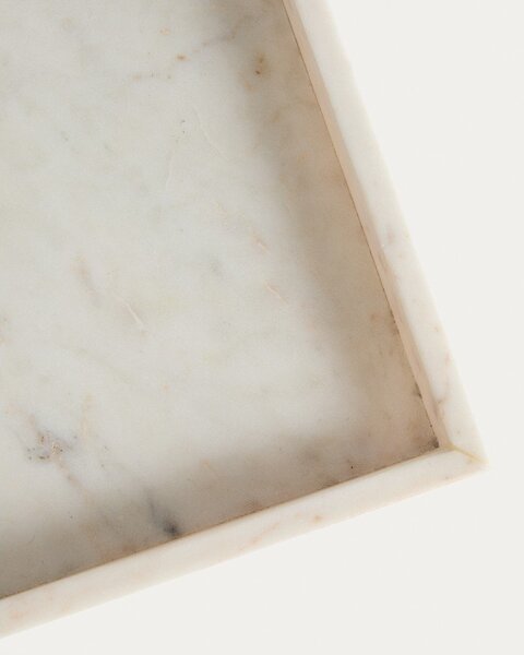 Marmurowa taca dekoracyjna 35x35 cm Serela – Kave Home