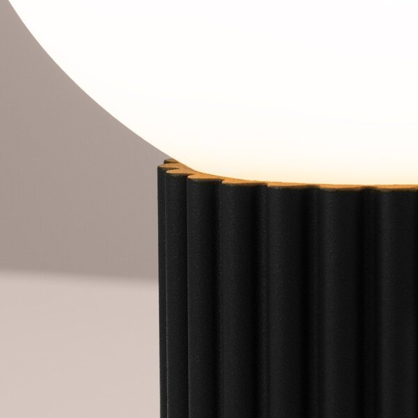 Czarna lampa stołowa ze szklanym kloszem (wysokość 19 cm) Orbital – Sollux