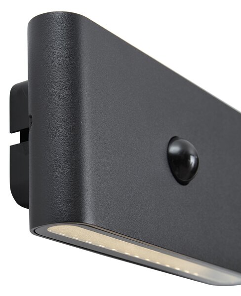 Czarna lampa ścienna z 4-stopniowym czujnikiem magnetycznym z możliwością ładowania LED - Batt